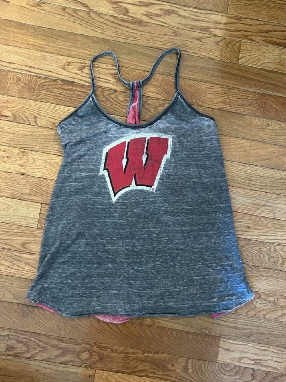 UW-Madison  bucky reversible tank top size small